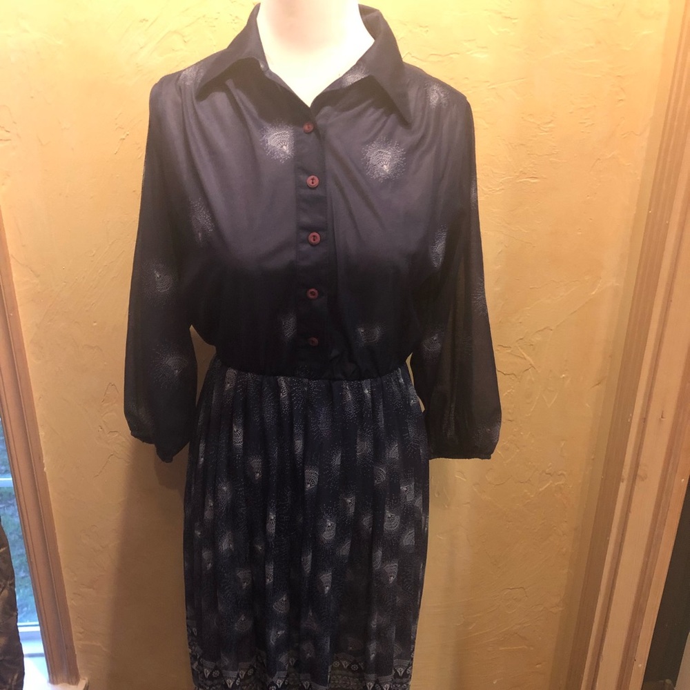 Cute 1970s Vintage Shift Dress